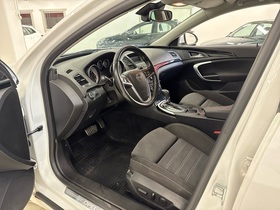 Opel Insignia vaihtoauto