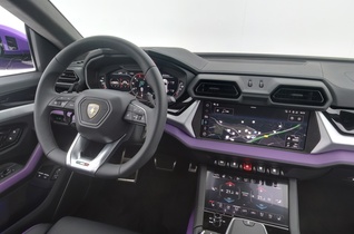 Lamborghini Urus vaihtoauto