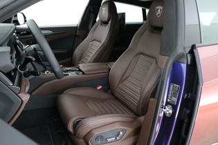 Lamborghini Urus vaihtoauto