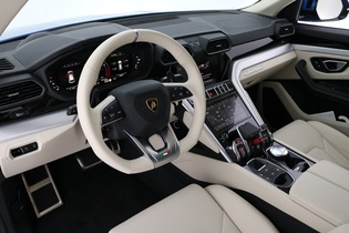 Lamborghini Urus vaihtoauto