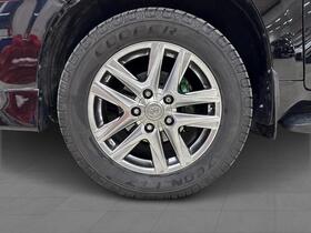 Toyota Land Cruiser vaihtoauto