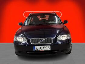 Volvo V70 vaihtoauto