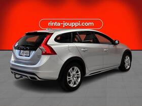 Volvo V60 Cross Country vaihtoauto