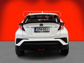 Toyota C-HR vaihtoauto