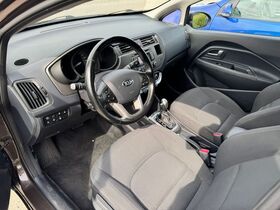 Kia Rio vaihtoauto
