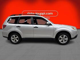 Subaru Forester vaihtoauto