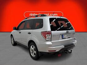Subaru Forester vaihtoauto