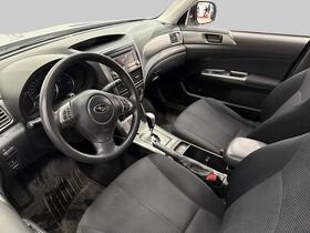 Subaru Forester vaihtoauto