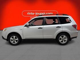 Subaru Forester vaihtoauto