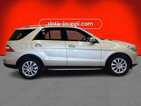 Mercedes-Benz ML vaihtoauto