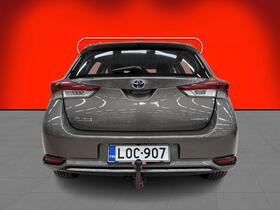 Toyota Auris vaihtoauto