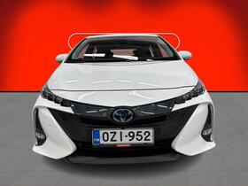 Toyota Prius Plug-in vaihtoauto