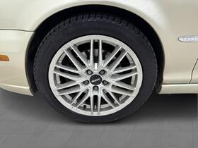 Jaguar X-Type vaihtoauto