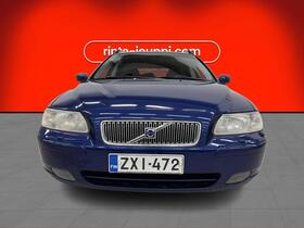 Volvo V70 vaihtoauto