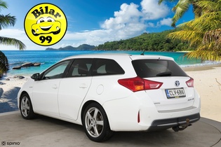 Toyota Auris vaihtoauto