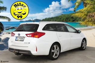 Toyota Auris vaihtoauto