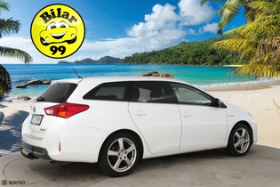 Toyota Auris vaihtoauto