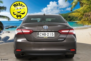 Toyota Camry vaihtoauto