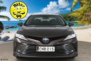 Toyota Camry vaihtoauto