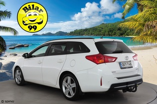 Toyota Auris vaihtoauto