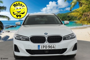 BMW 330 vaihtoauto