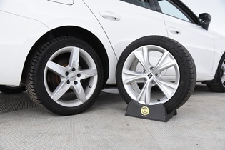 SEAT Leon Sportstourer vaihtoauto