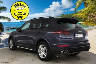 Porsche Cayenne vaihtoauto