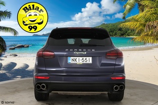 Porsche Cayenne vaihtoauto