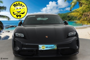 Porsche Taycan vaihtoauto