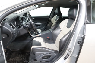 Volvo V60 Cross Country vaihtoauto