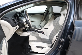 Volvo V40 Cross Country vaihtoauto