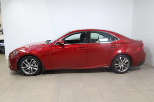 Lexus IS vaihtoauto