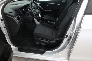 Hyundai i30 5d vaihtoauto