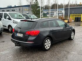 Opel Astra vaihtoauto