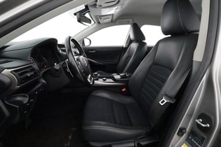 Lexus IS vaihtoauto