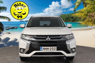 Mitsubishi Outlander vaihtoauto