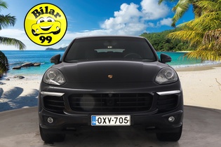 Porsche Cayenne vaihtoauto