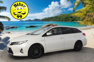 Toyota Auris vaihtoauto