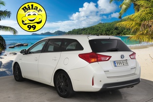 Toyota Auris vaihtoauto