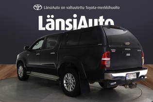 Toyota Hilux vaihtoauto