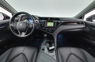 Toyota Camry vaihtoauto