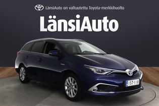 Toyota Auris vaihtoauto