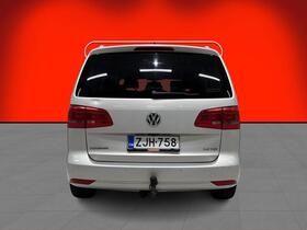 Volkswagen Touran vaihtoauto