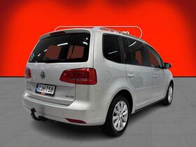 Volkswagen Touran vaihtoauto