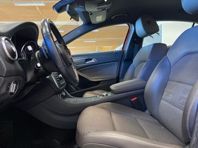 Mercedes-Benz GLA vaihtoauto