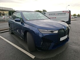 BMW iX vaihtoauto