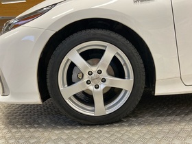 Toyota Prius Plug-in vaihtoauto