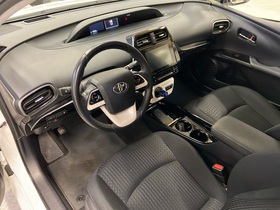 Toyota Prius Plug-in vaihtoauto