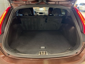 Volvo V60 Cross Country vaihtoauto