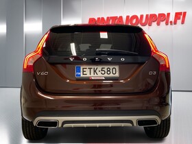 Volvo V60 Cross Country vaihtoauto